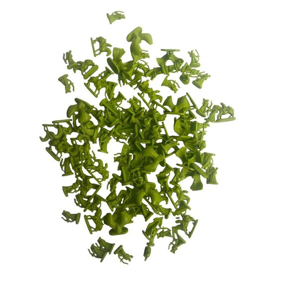 RISK Lord of the Rings Middle Earth Conquest Green Army Replacement Pieces (107) - Picture 1 of 3